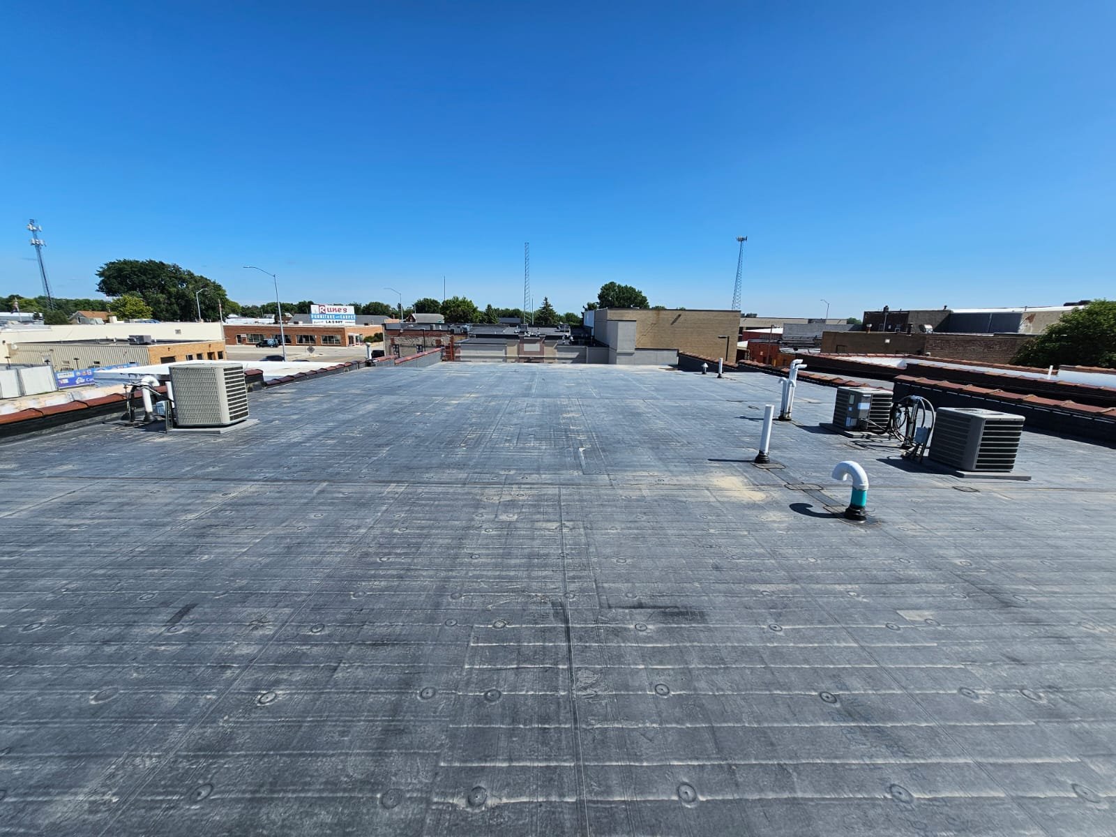 Commercial flat roof, Sioux Falls